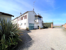 Villa Bifamiliare in vendita a Curtatone