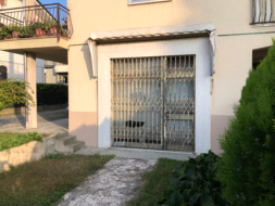 Negozio in vendita a Borgo Virgilio