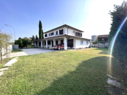 Villa Unifamiliare in vendita a Curtatone