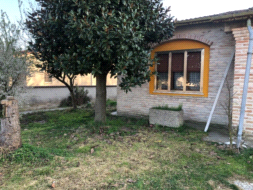 Villa Bifamiliare in vendita a Curtatone