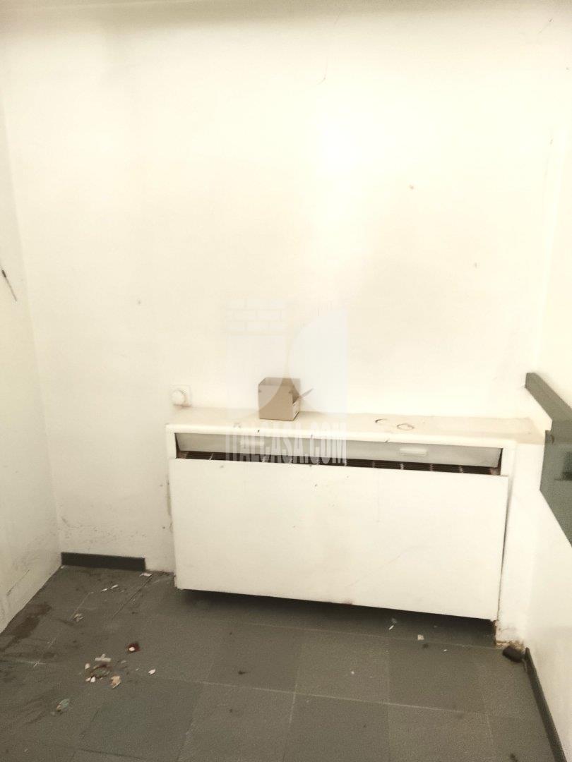 Negozio in vendita a Mantova