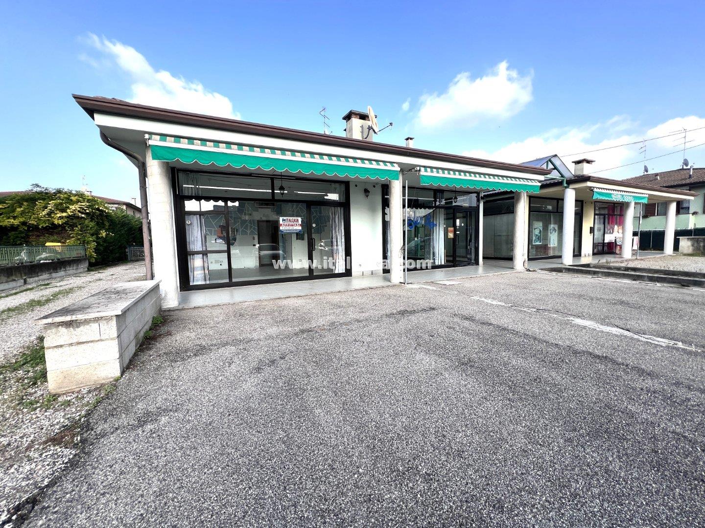 Negozio in affitto a Curtatone