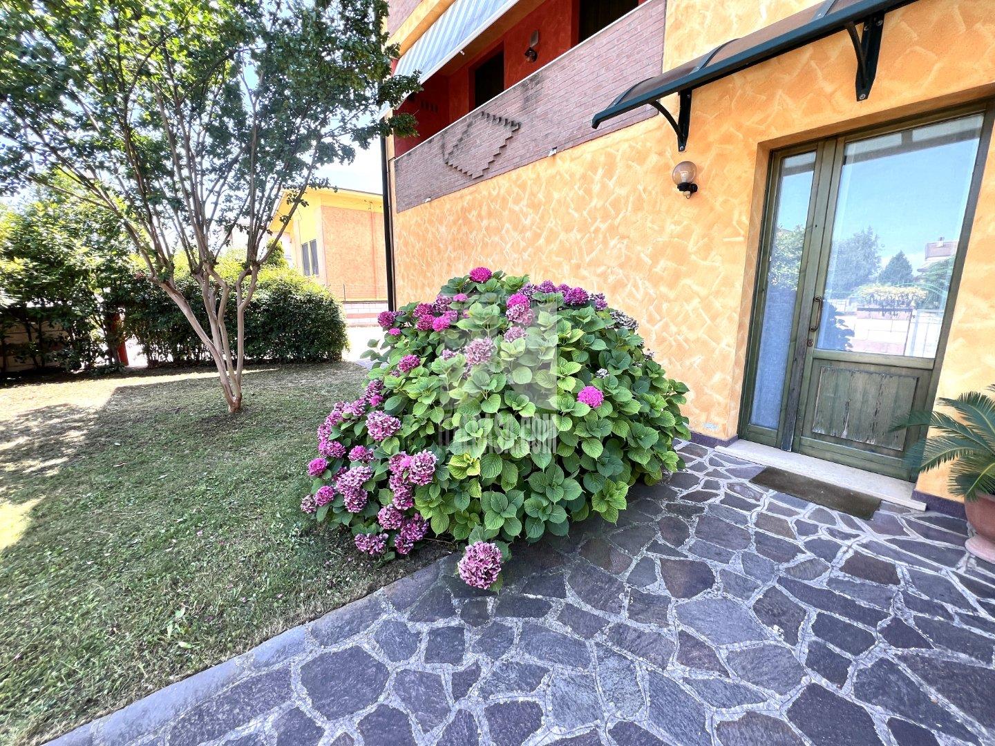 Appartamento in vendita a Curtatone