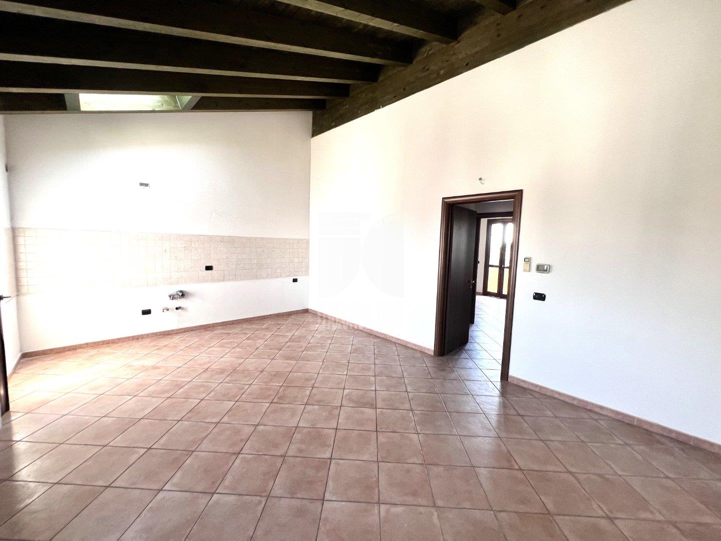 Appartamento in vendita a Curtatone