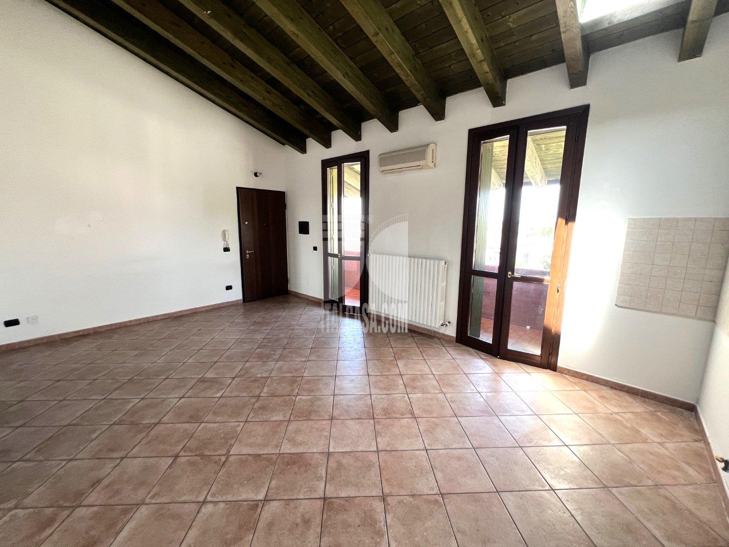 Appartamento in vendita a Curtatone