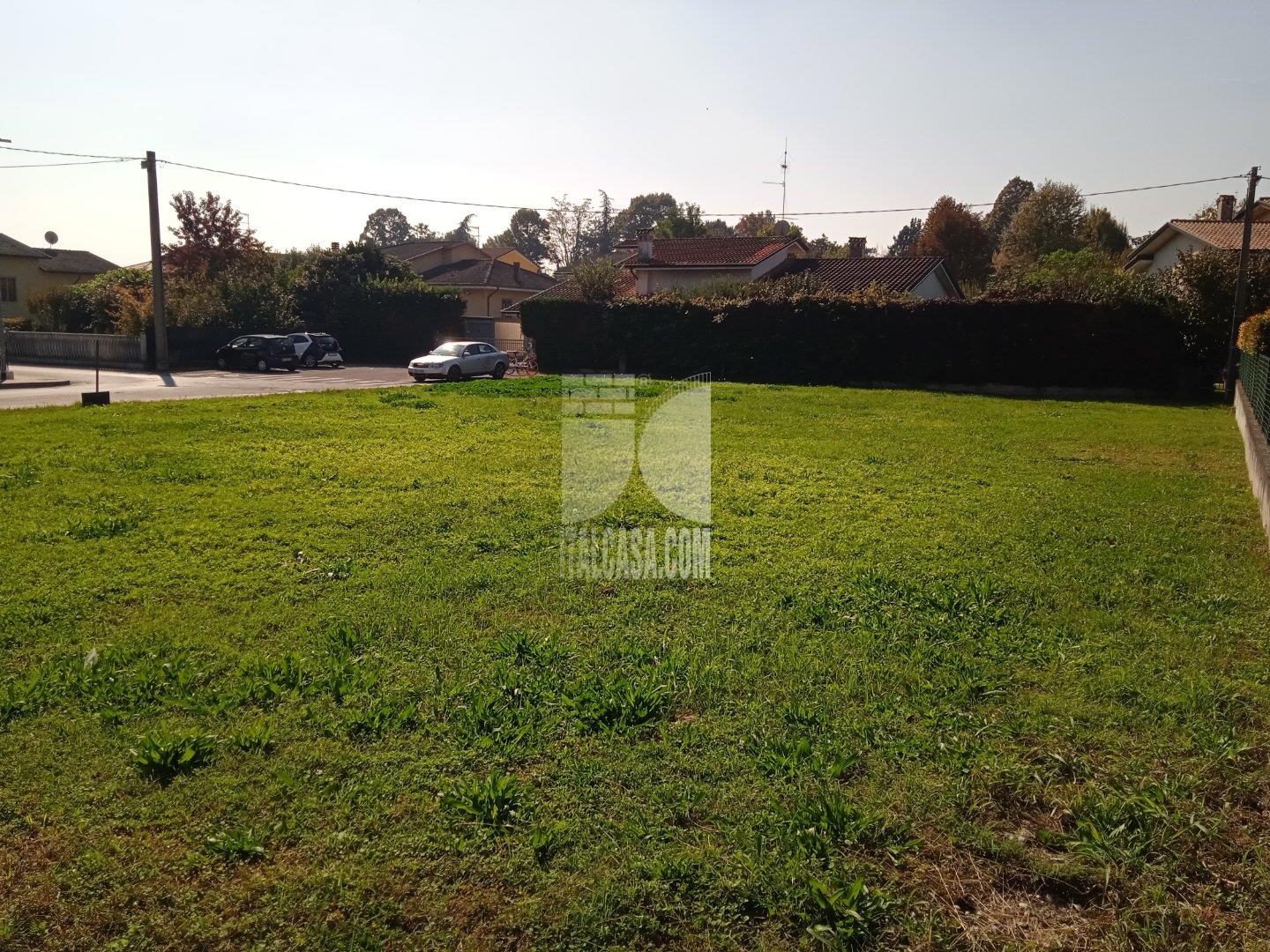 Terreno Residenziale in vendita a Borgo Virgilio