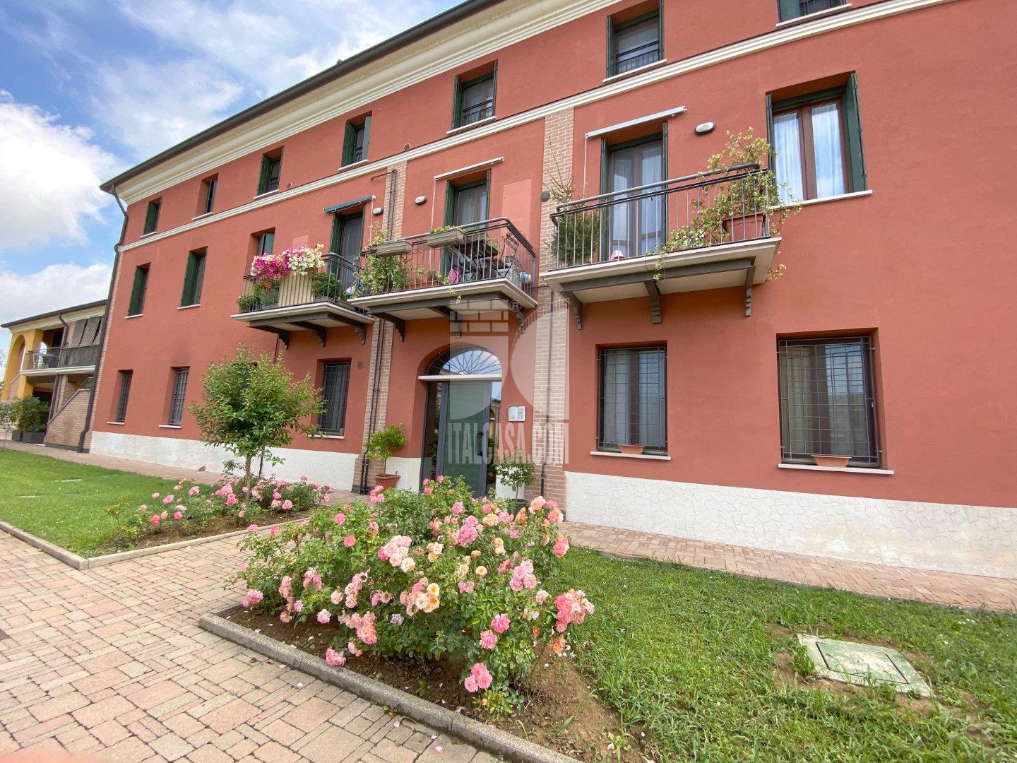 Appartamento in affitto a Curtatone