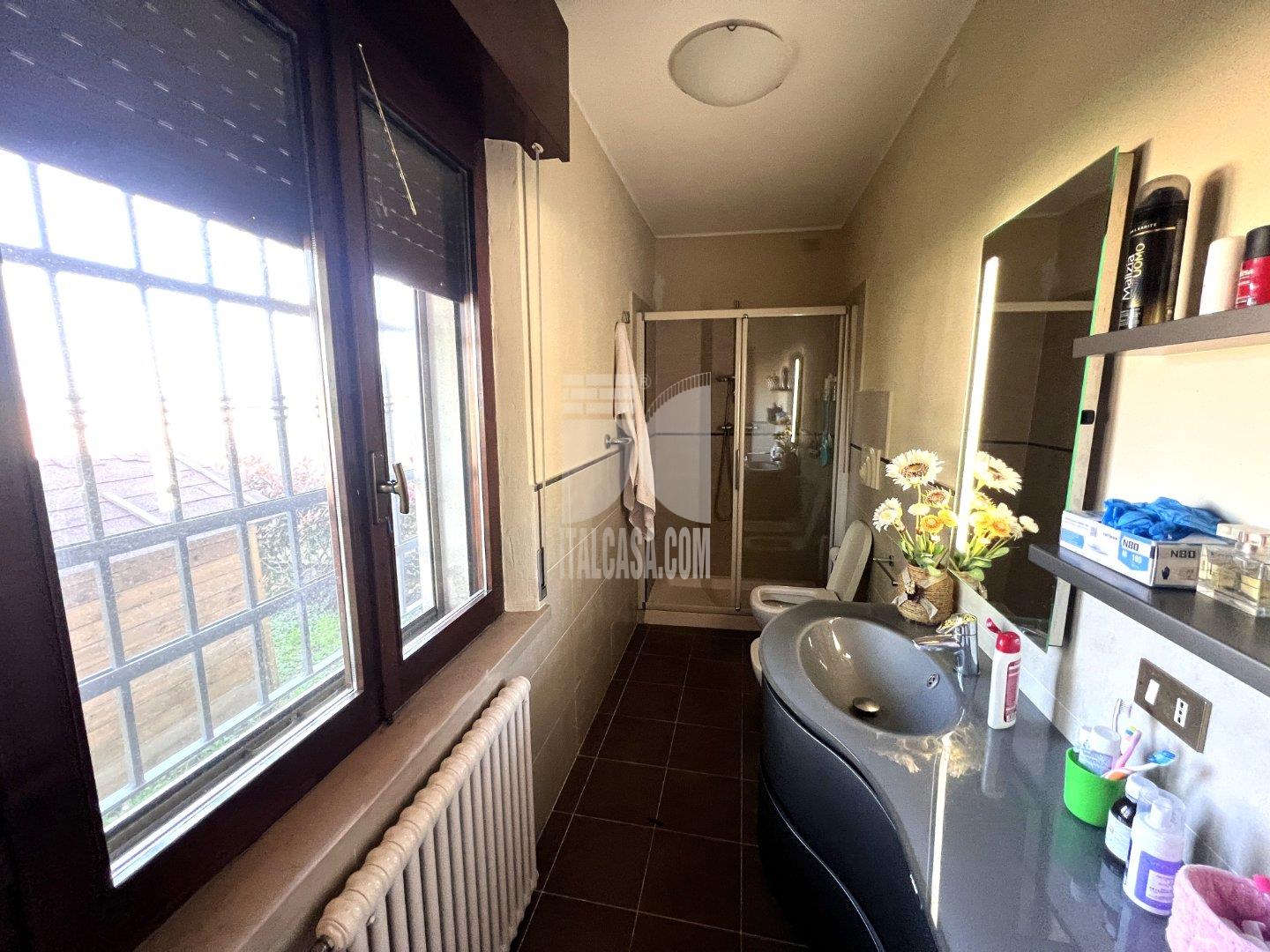 Appartamento in vendita a Curtatone