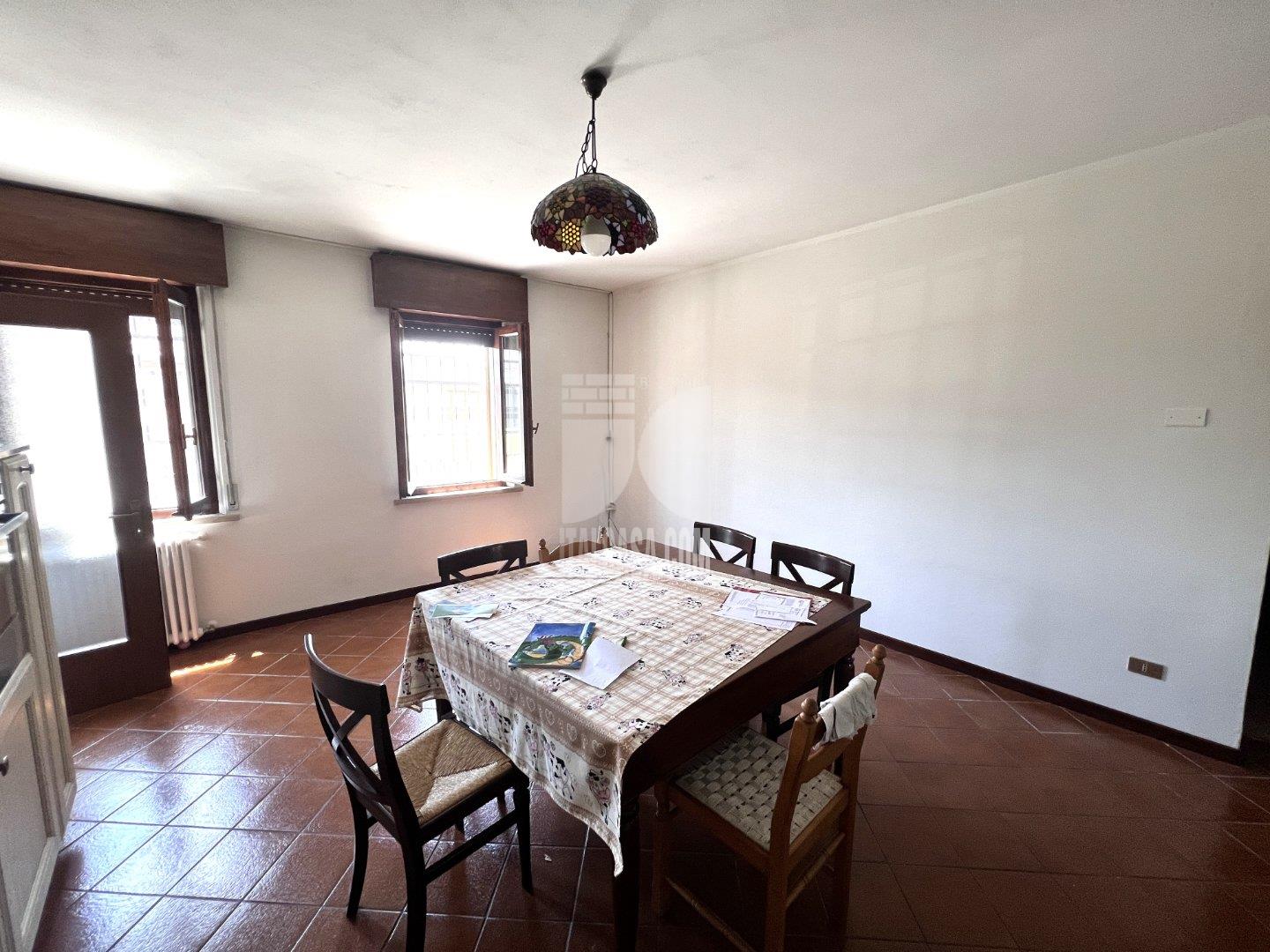 Appartamento in vendita a Curtatone