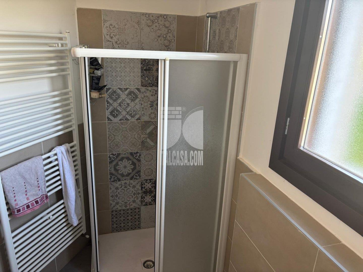 Stanza in Appartamento in affitto a Curtatone