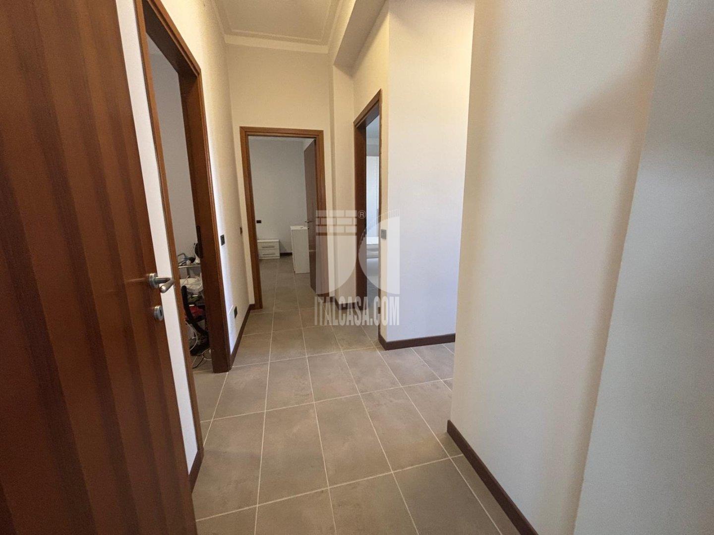 Stanza in Appartamento in affitto a Curtatone