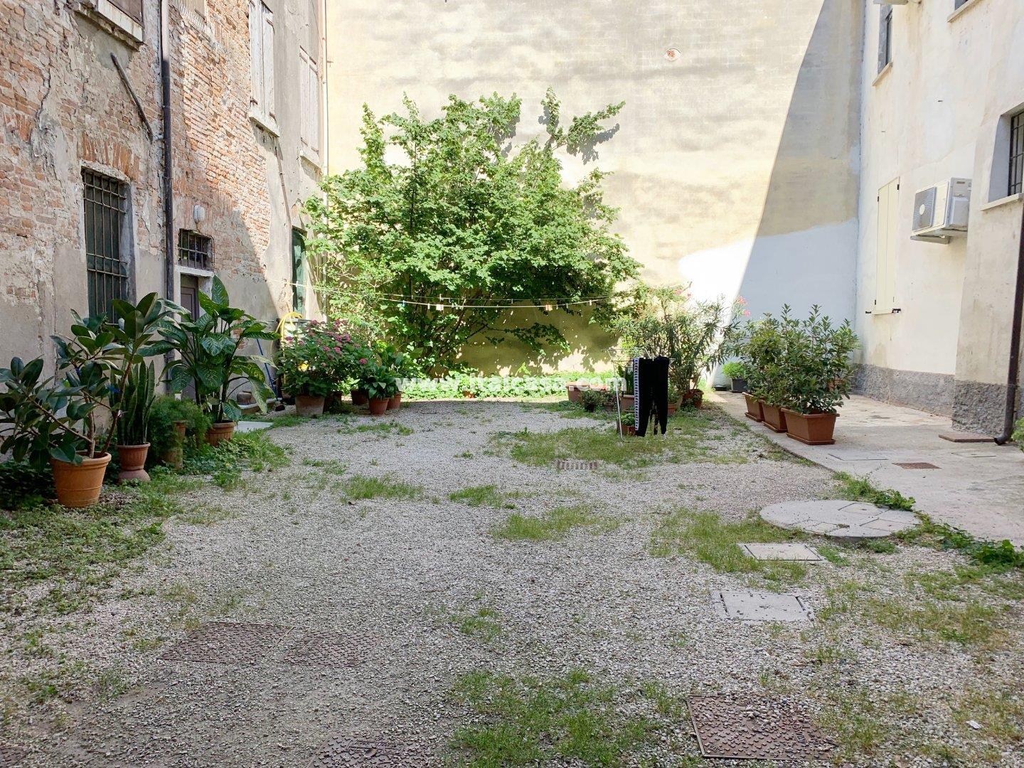 Appartamento in vendita a Mantova