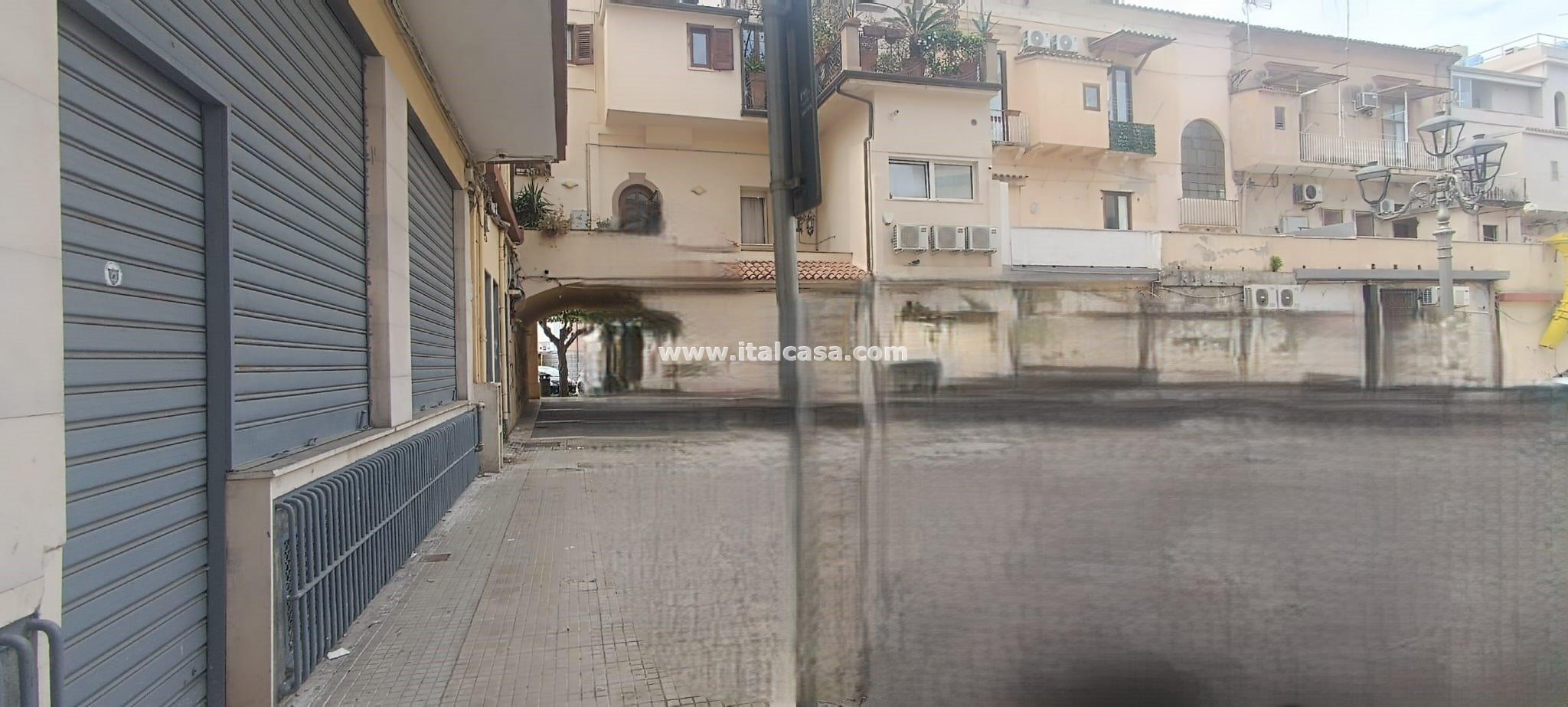 Appartamento in affitto a Crotone