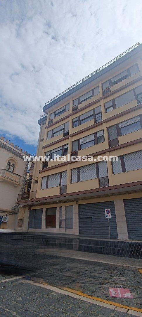 Appartamento in affitto a Crotone