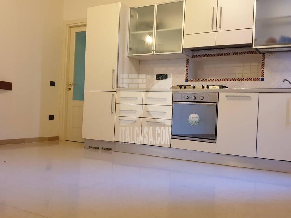 Appartamento in affitto a Crotone