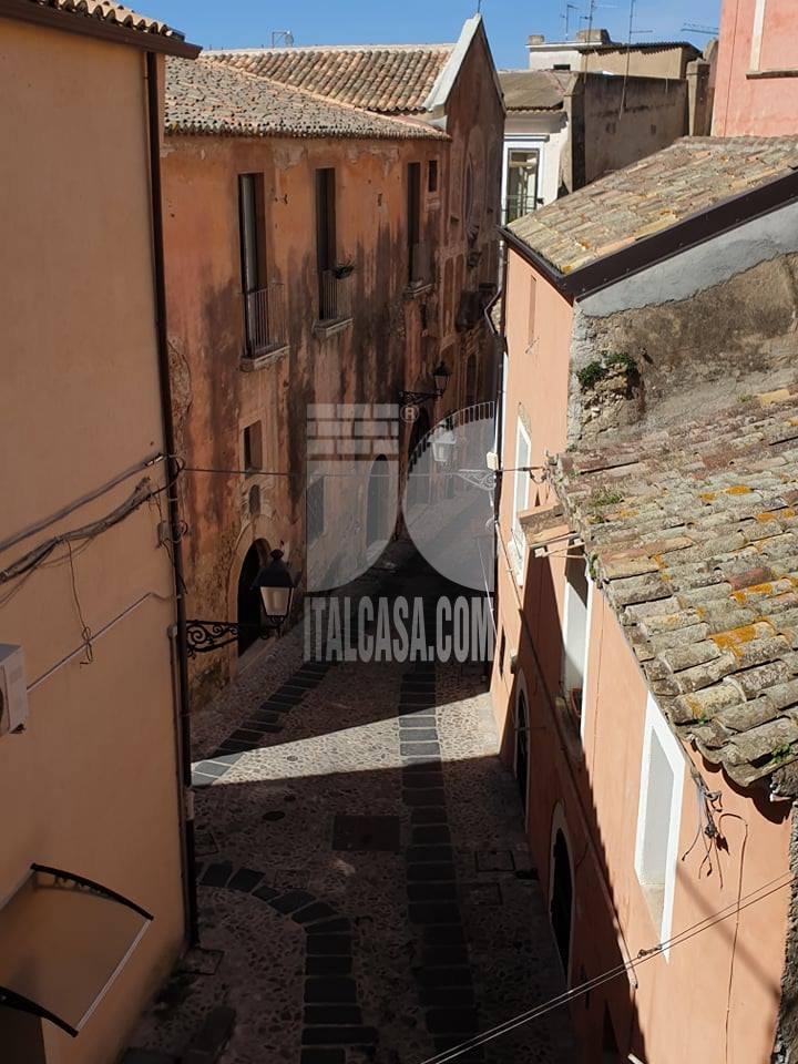 Appartamento in affitto a Crotone