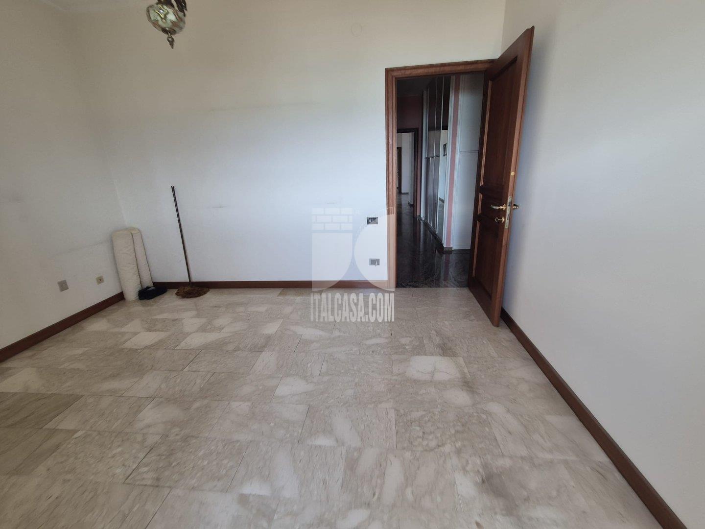 Appartamento in vendita a Crotone