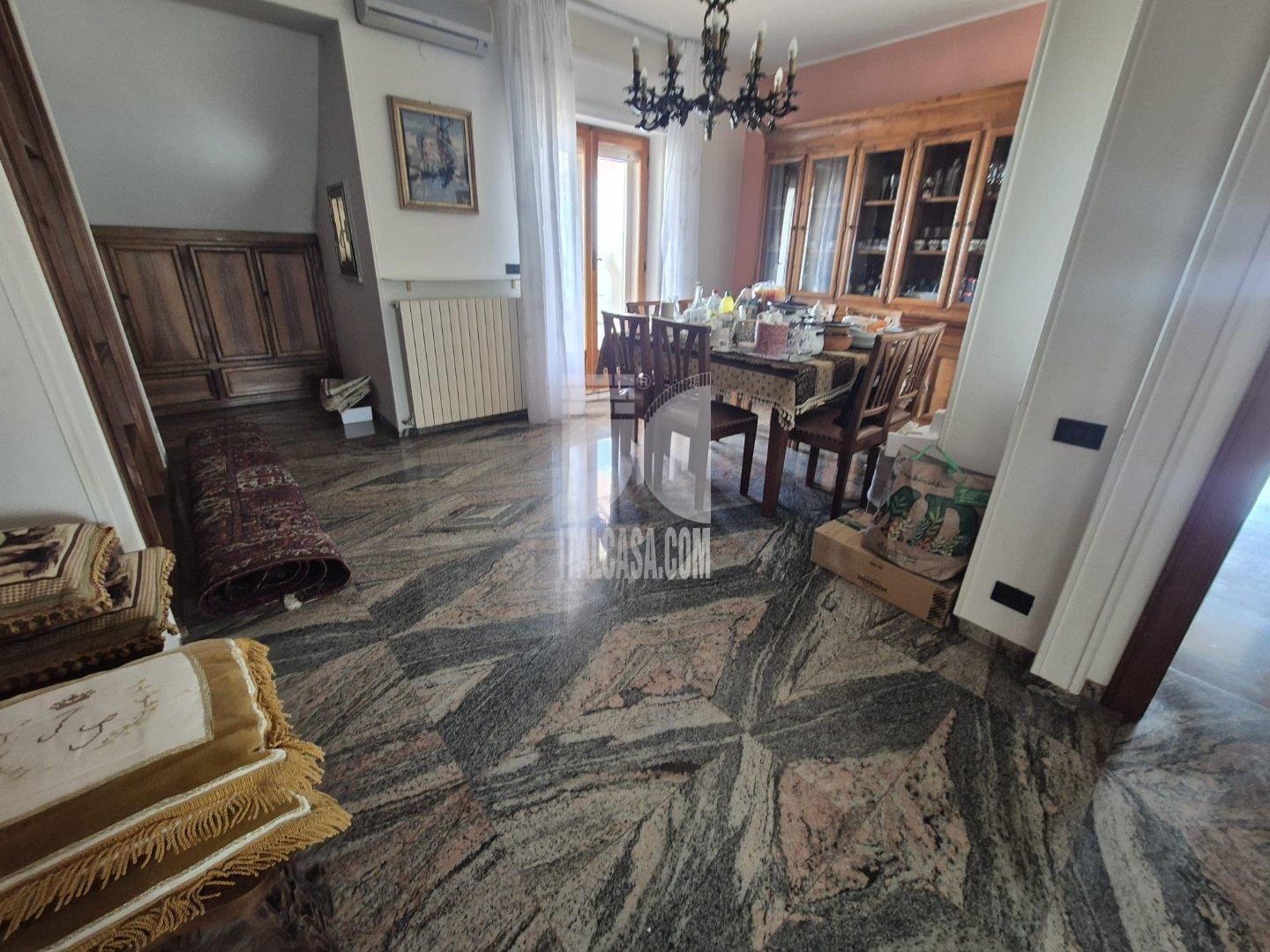 Appartamento in vendita a Crotone