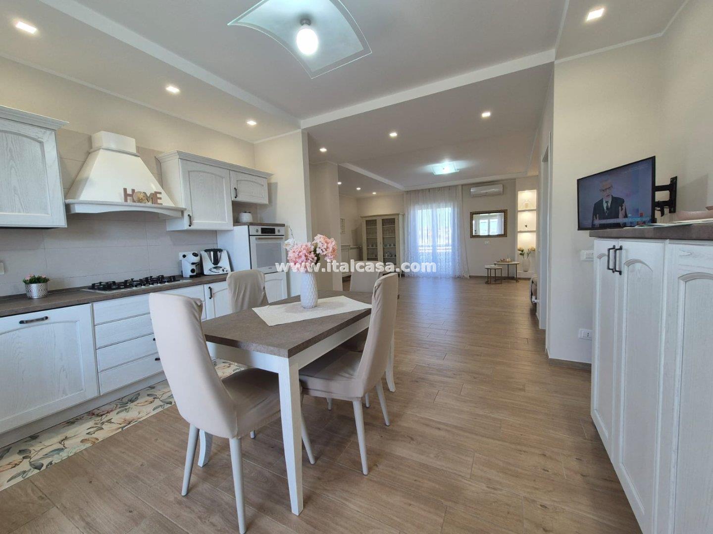 Appartamento in vendita a Crotone