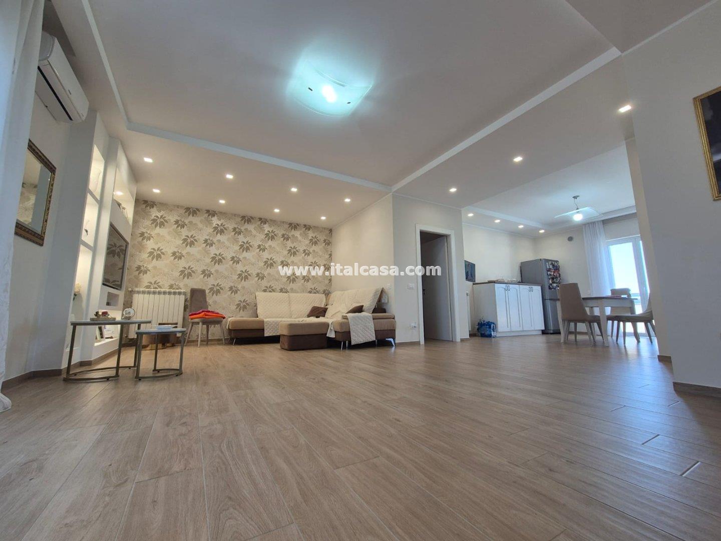 Appartamento in vendita a Crotone