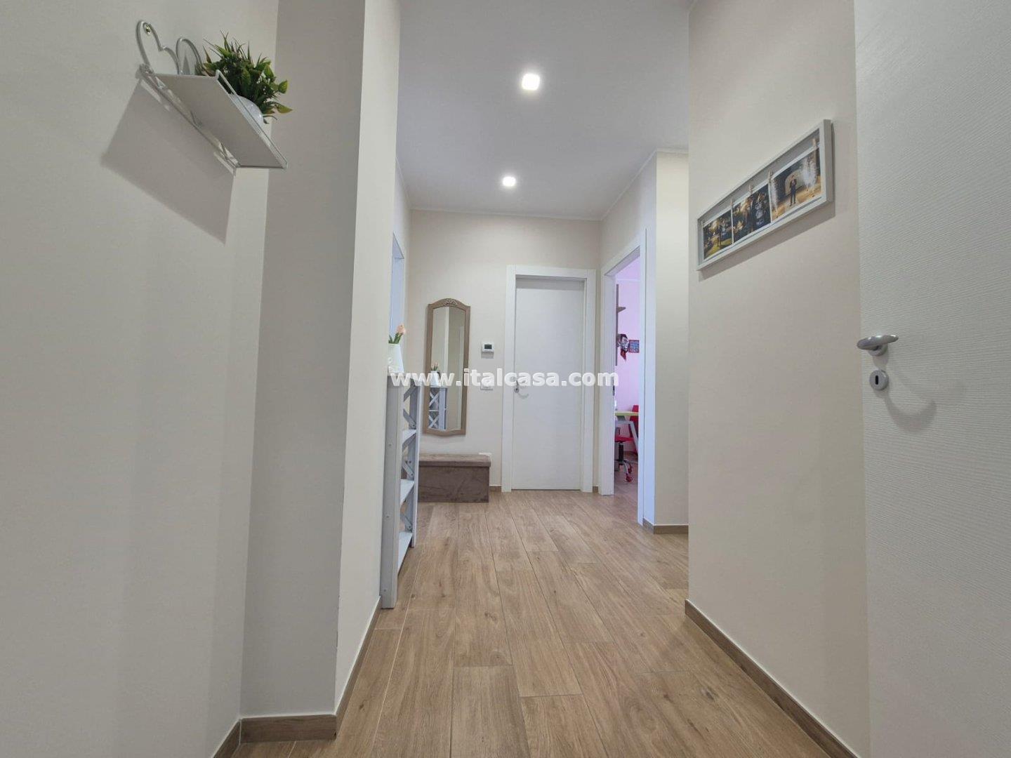 Appartamento in vendita a Crotone