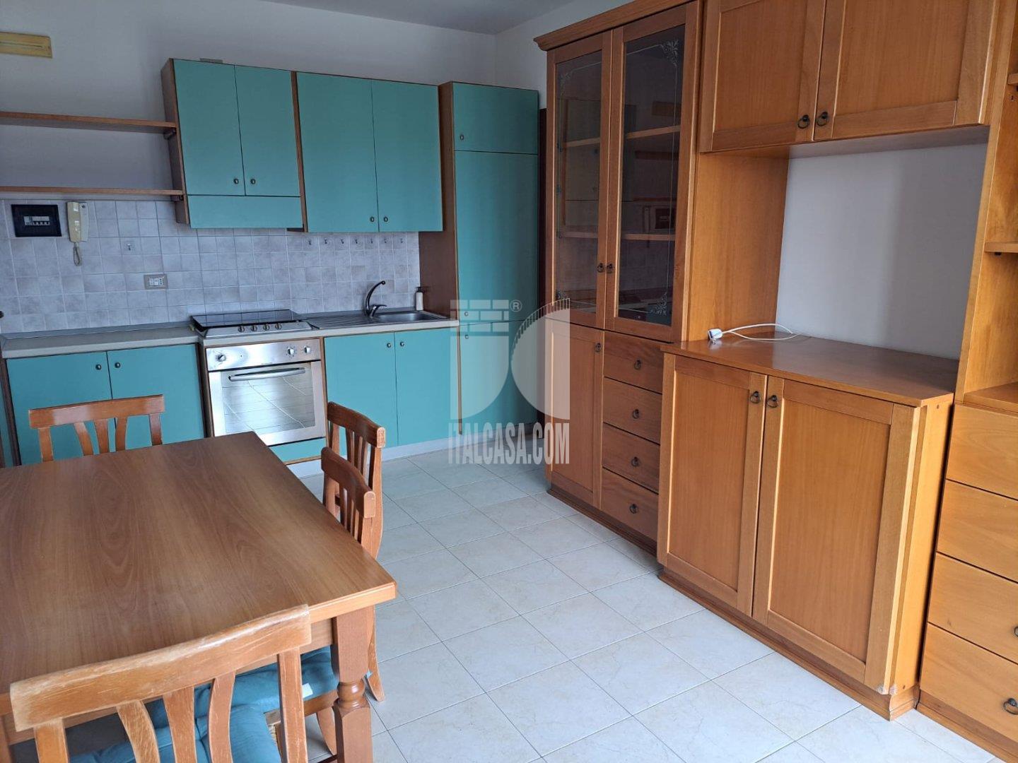Appartamento in affitto a Crotone