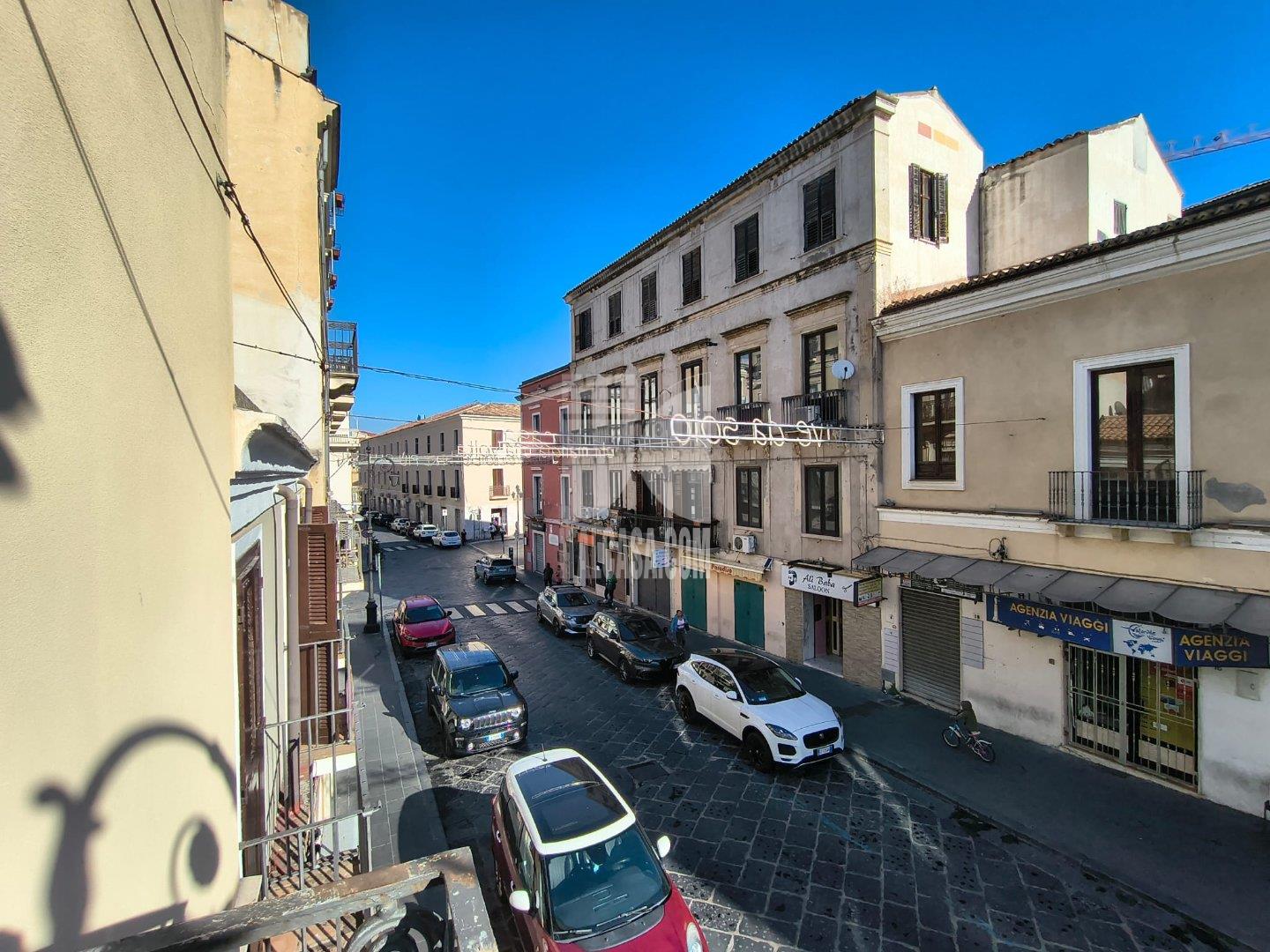 Appartamento in affitto a Crotone