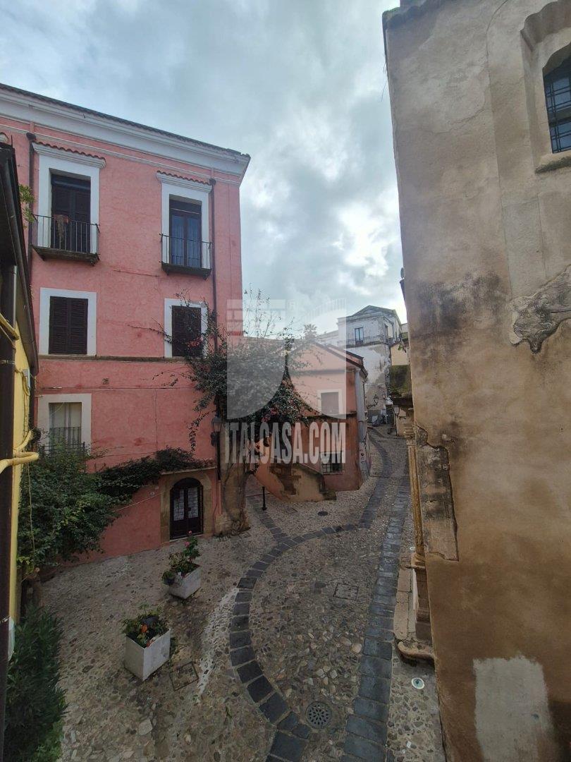 Appartamento in vendita a Crotone