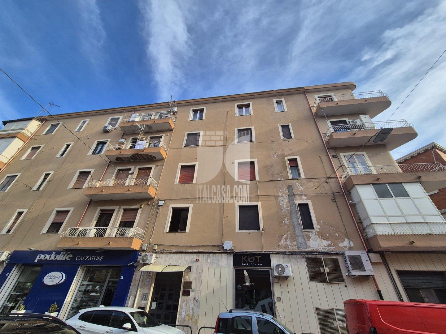 Ufficio in affitto a Crotone