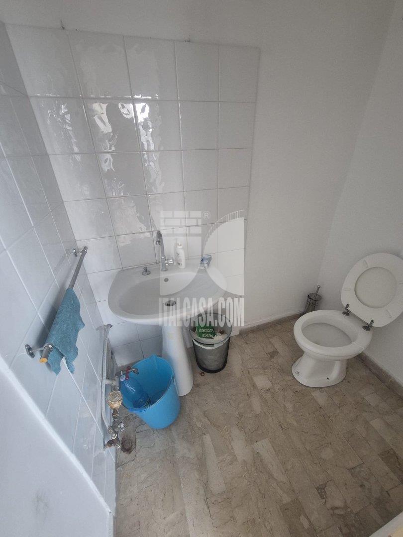 Magazzino in affitto a Crotone