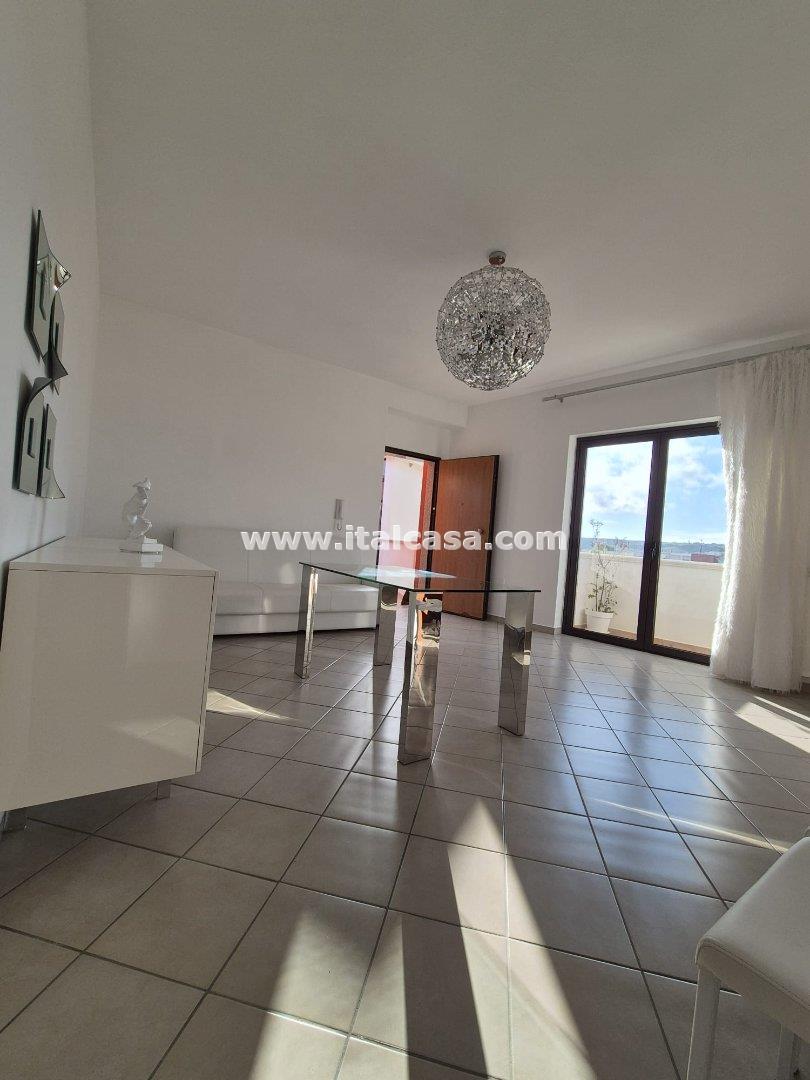 Appartamento in vendita a Crotone