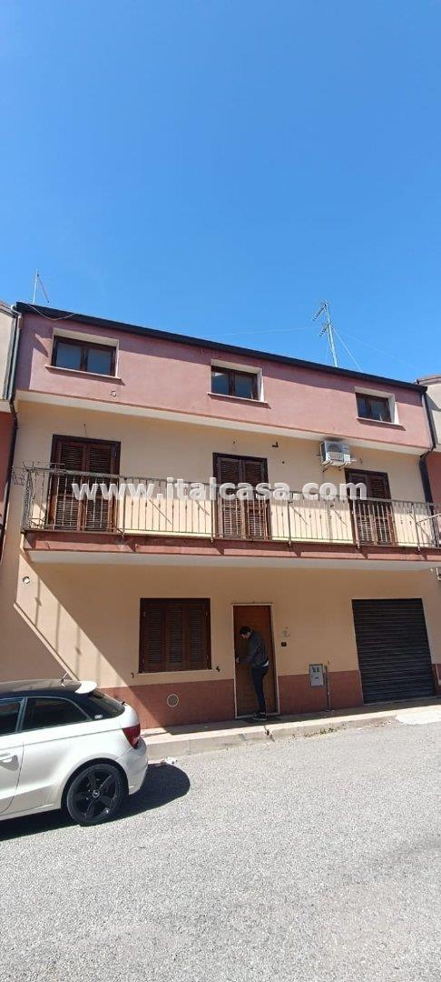 Villa a schiera in affitto a Crotone