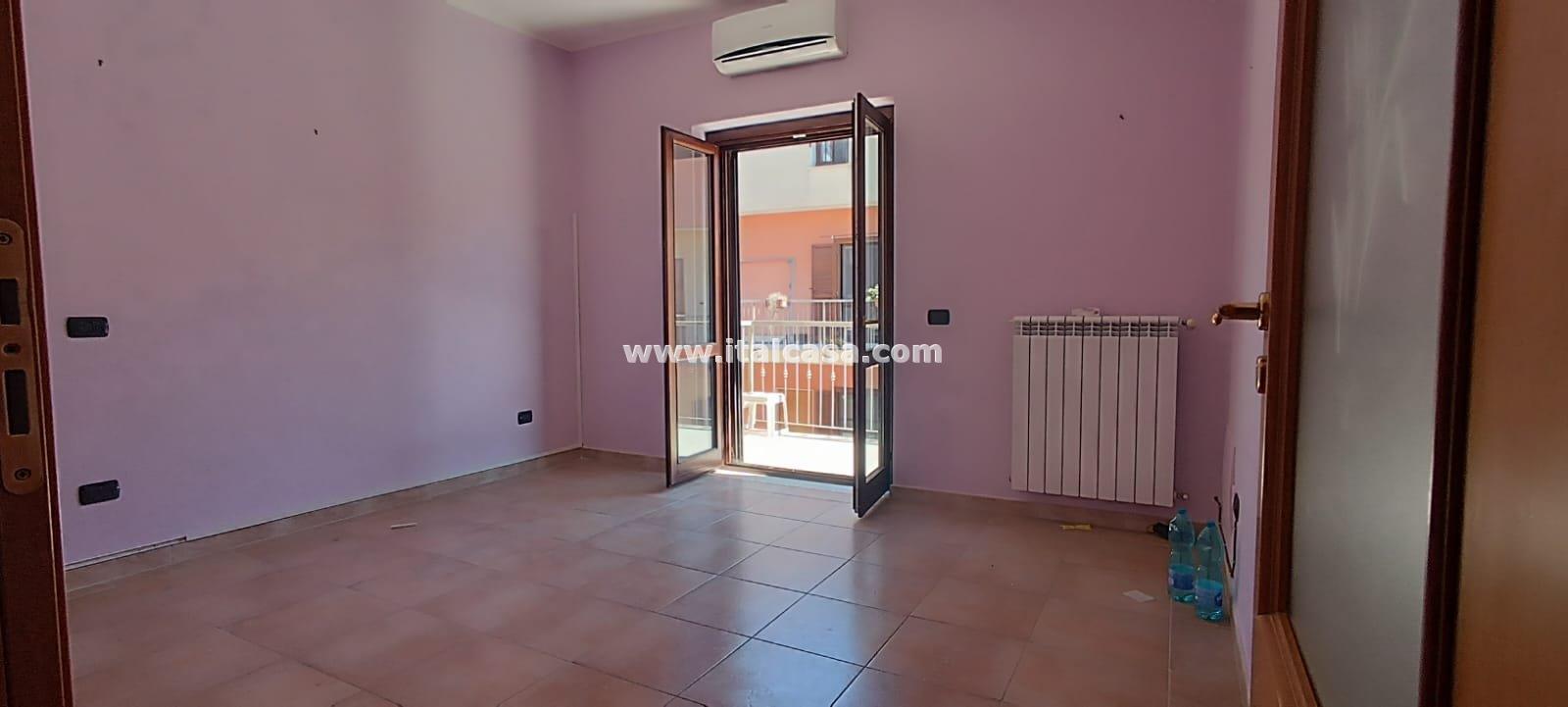Villa a schiera in affitto a Crotone