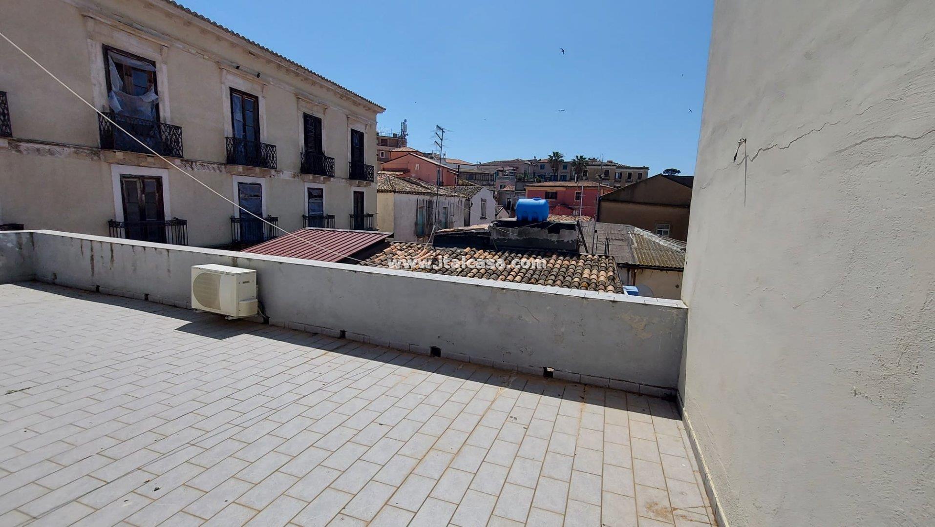 Casa Unifamiliare in vendita a Crotone