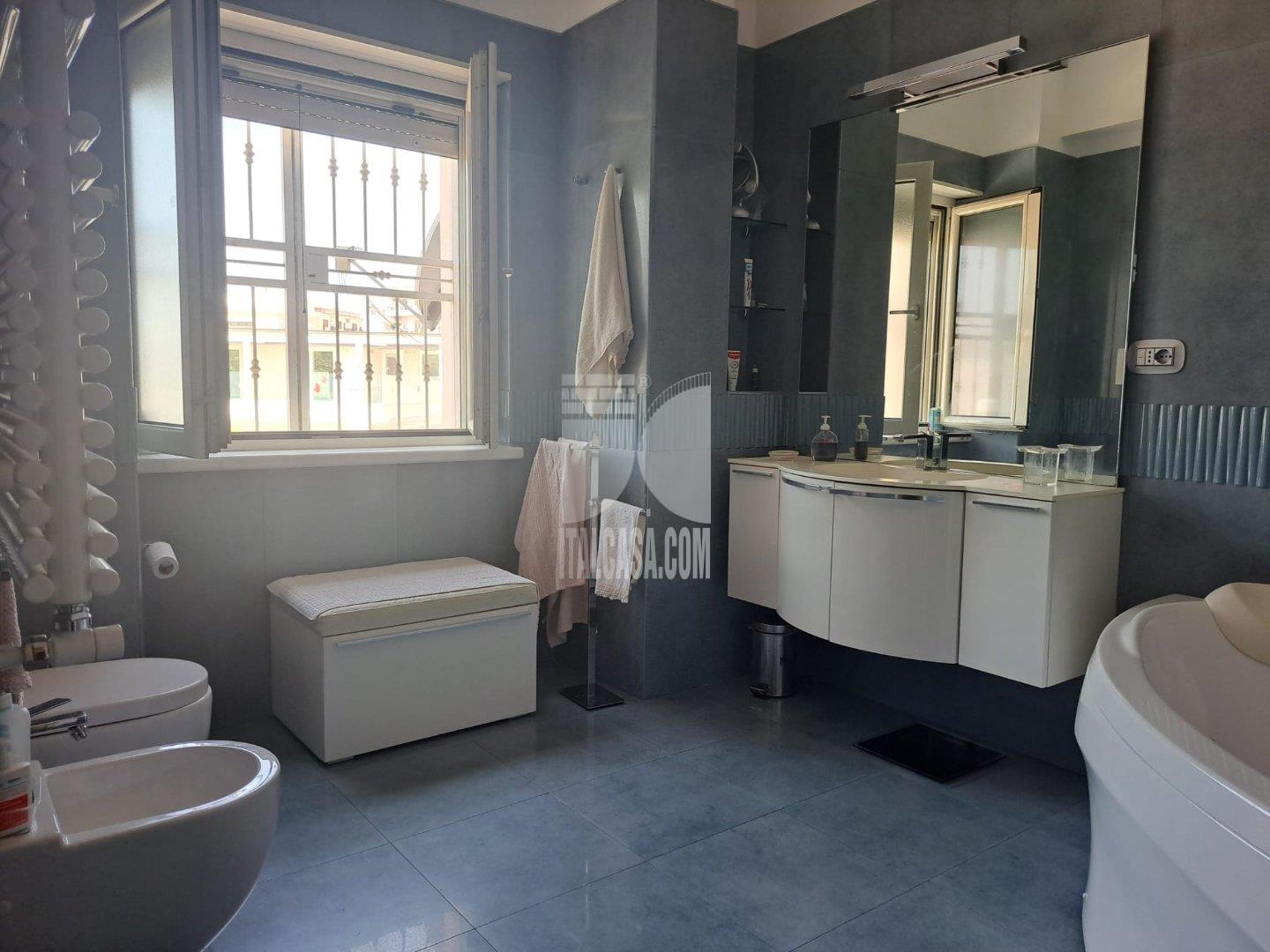 Appartamento in vendita a Crotone