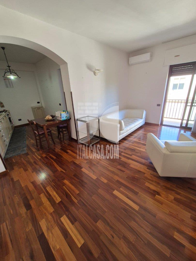 Appartamento in affitto a Crotone