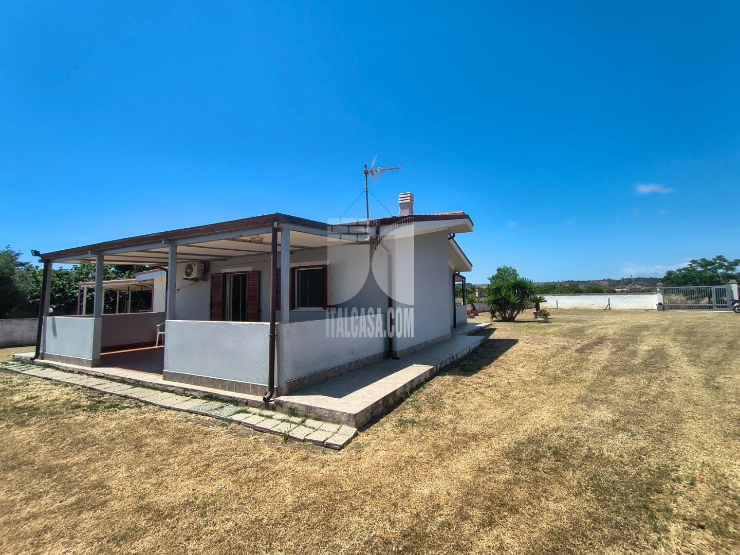 Villa Unifamiliare in vendita a Crotone