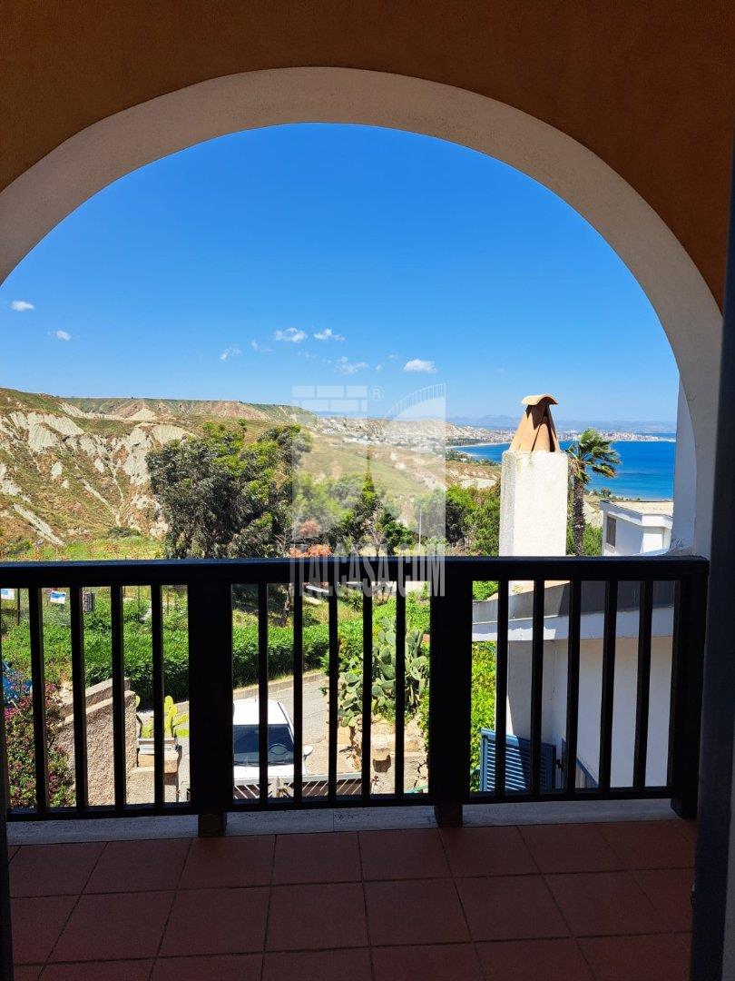 Villa Bifamiliare in vendita a Crotone