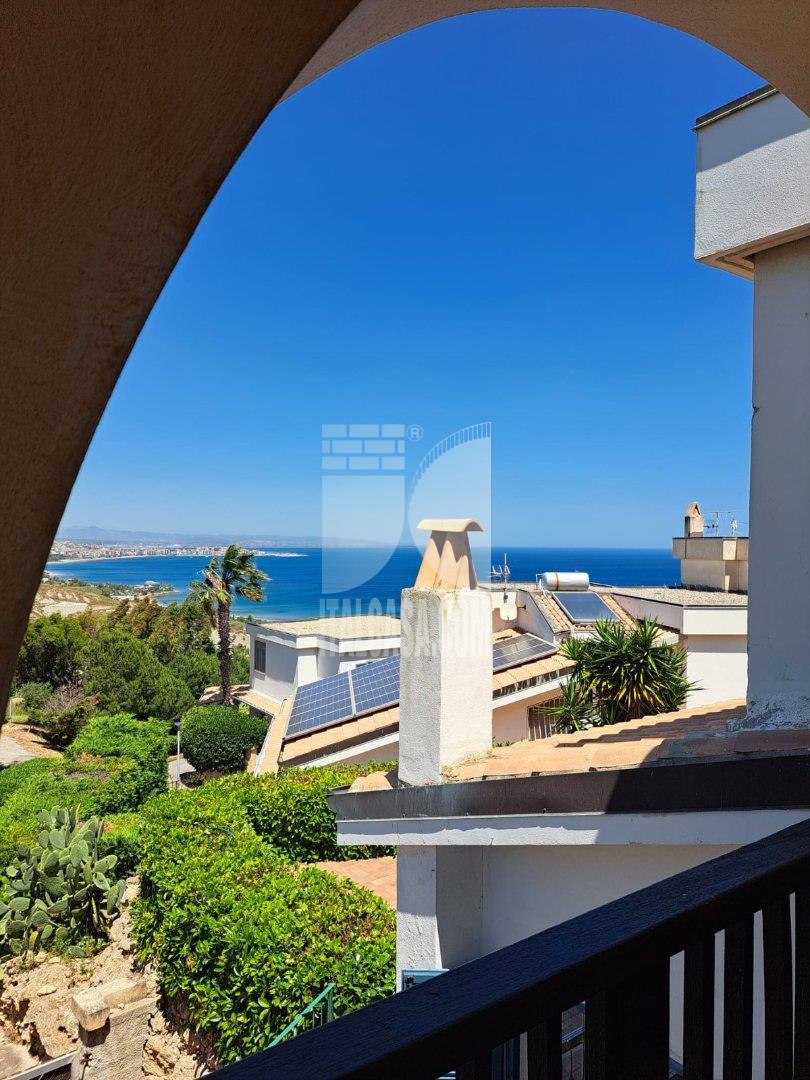 Villa Bifamiliare in vendita a Crotone