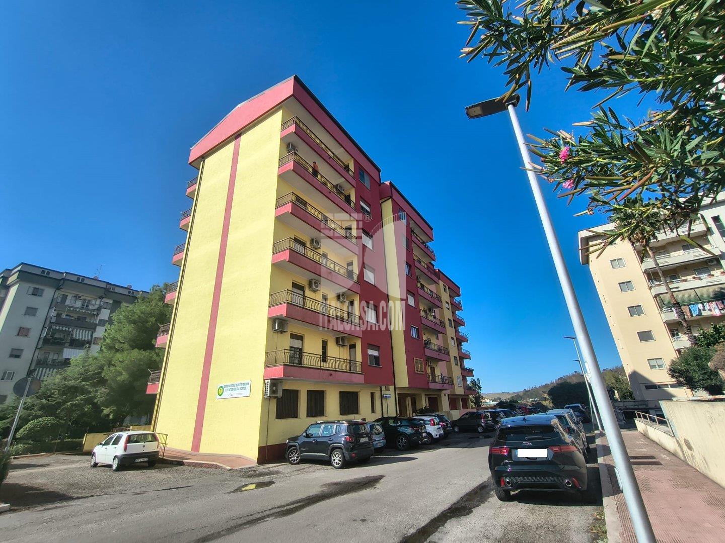 Appartamento in vendita a Crotone