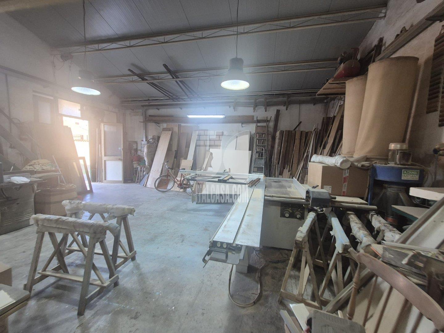Laboratorio in vendita a Crotone