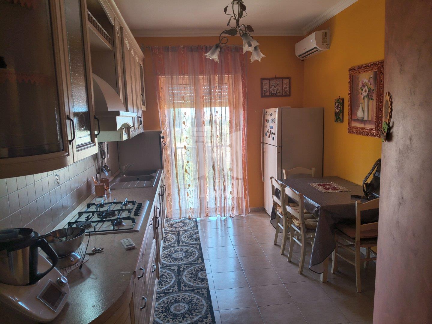 Appartamento in affitto a Crotone