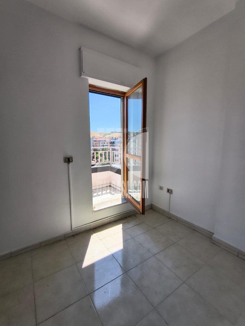 Appartamento in affitto a Crotone