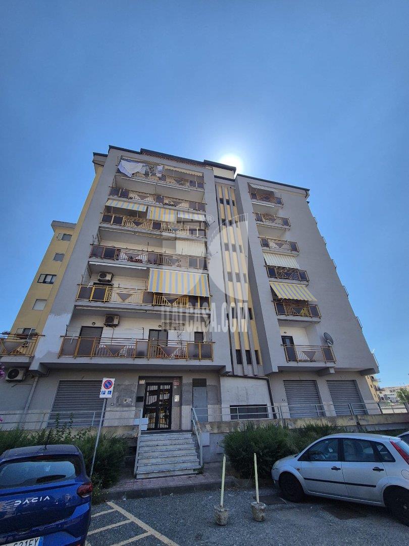 Appartamento in affitto a Crotone