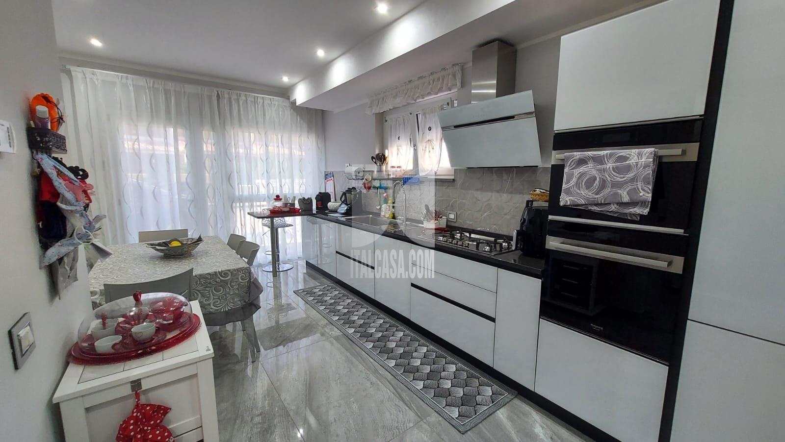 Villa a schiera in vendita a Crotone