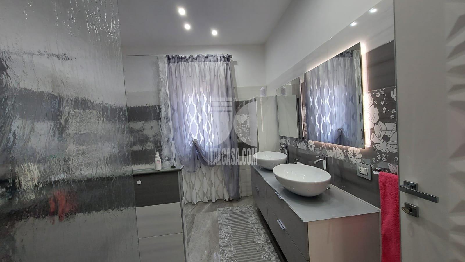 Villa a schiera in vendita a Crotone