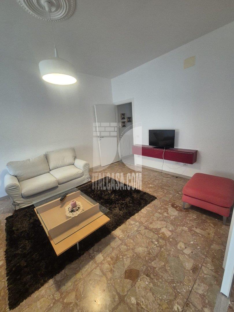 Appartamento in affitto a Crotone