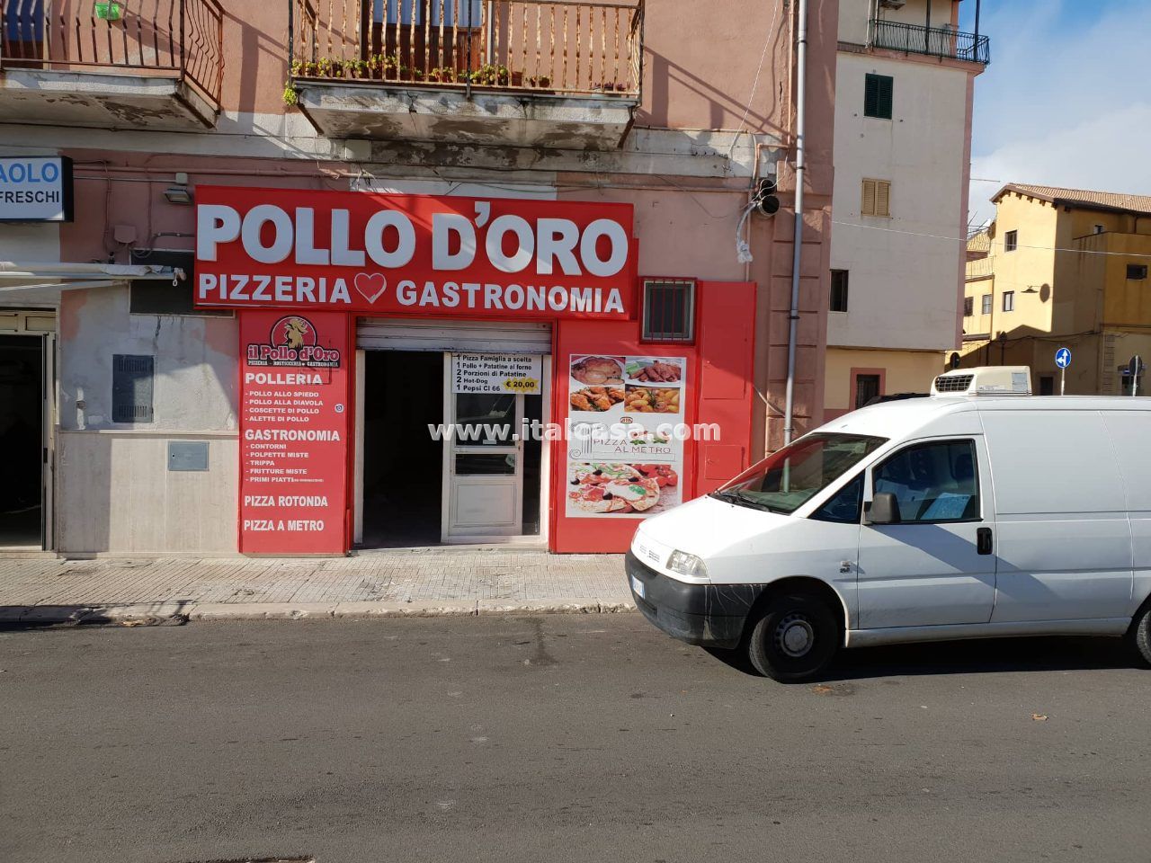 Magazzino in vendita a Crotone