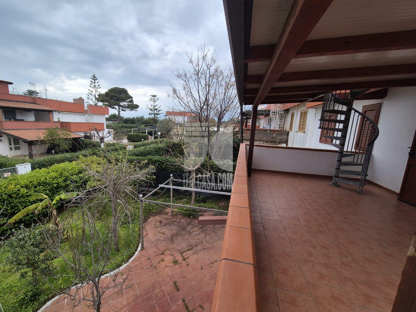 Appartamento in vendita a Isola di Capo Rizzuto