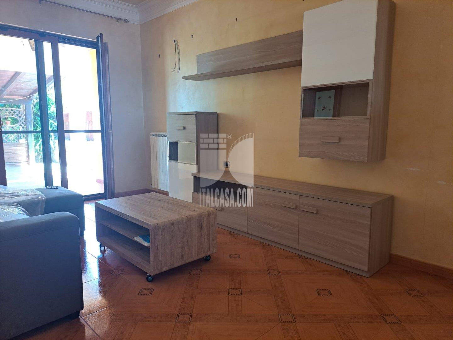 Villa Bifamiliare in vendita a Crotone